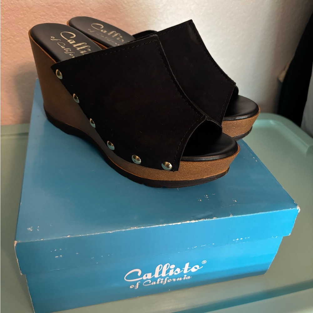 Callisto Black and Brown Wedge Sandals 8.5 medium width